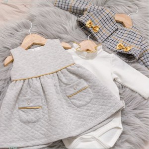 Robe 🦋🧵🦋 bébé fille 3Pcs ❣️ 'Gillet + Body + Robe', babydola