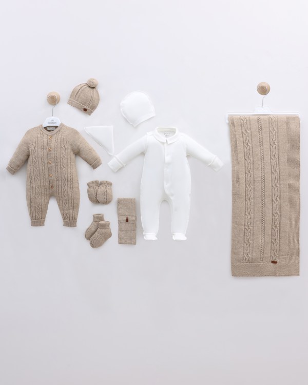 Coffret bébé de Naissance 7pcs 0-3 Mois LEO KING (En laine)