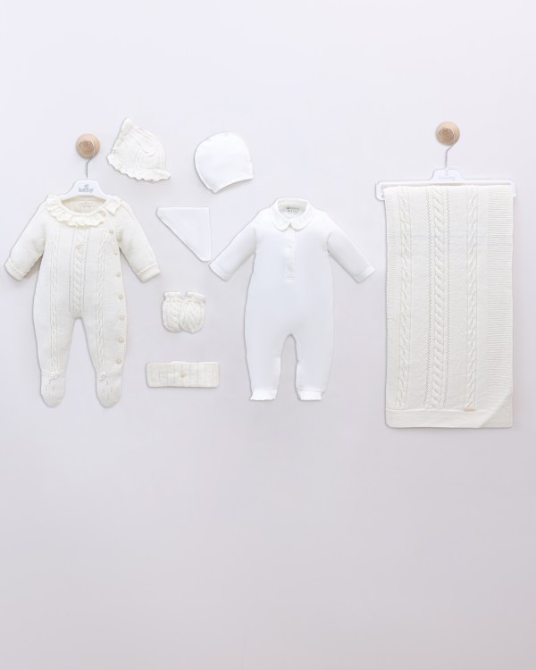 Coffret bébé de Naissance 10pcs 0-3 Mois LEO KING (En laine)